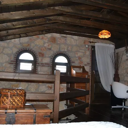 Artemis Stone House Psakoudia