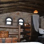 Artemis Stone House Psakoudia