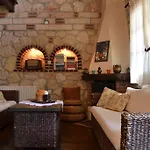 Artemis Stone House * Psakoudia