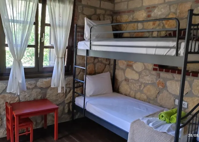 度假居 Artemis Stone House *